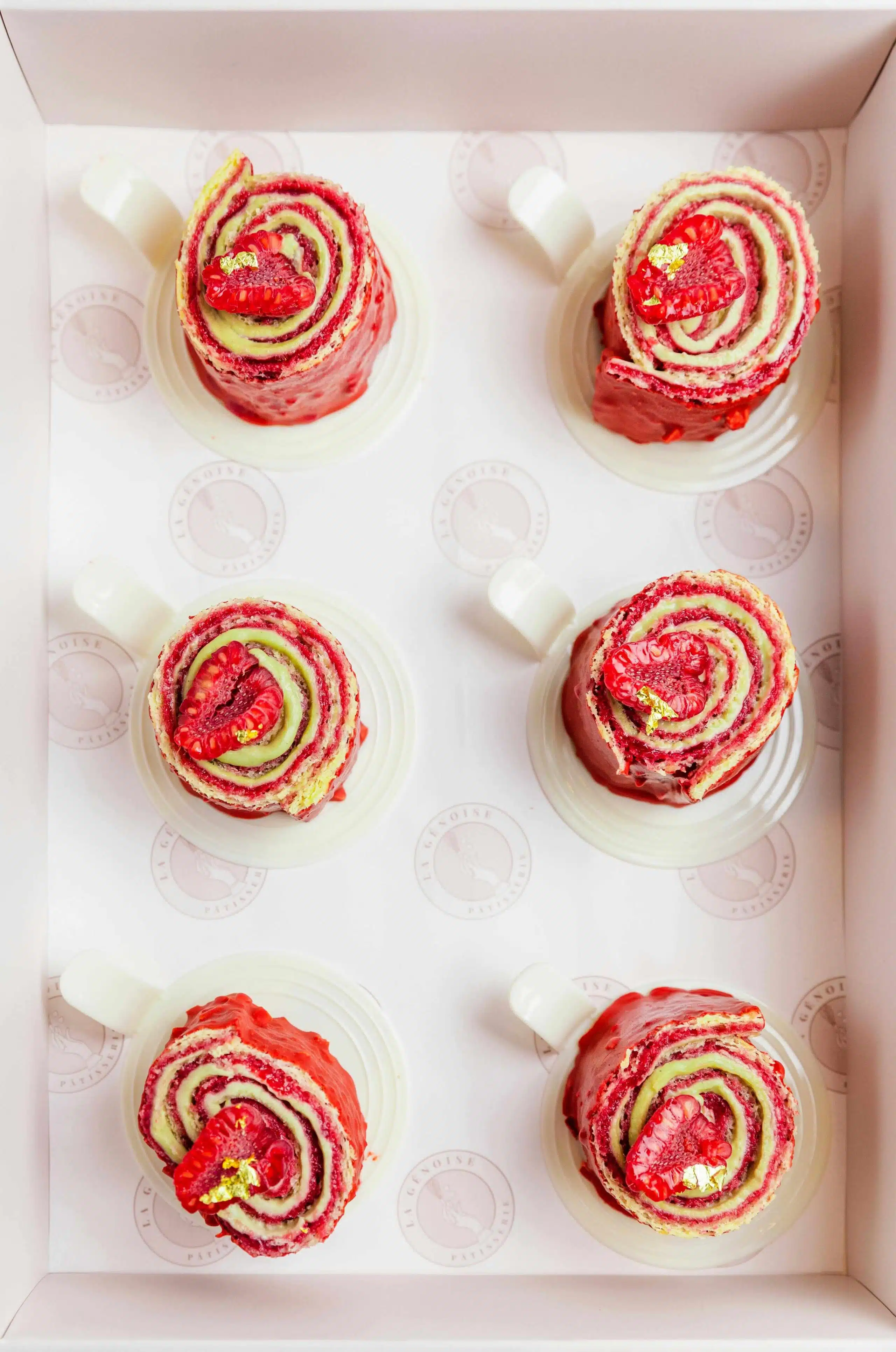 Biscuit roulé vanille-fraise sans gluten