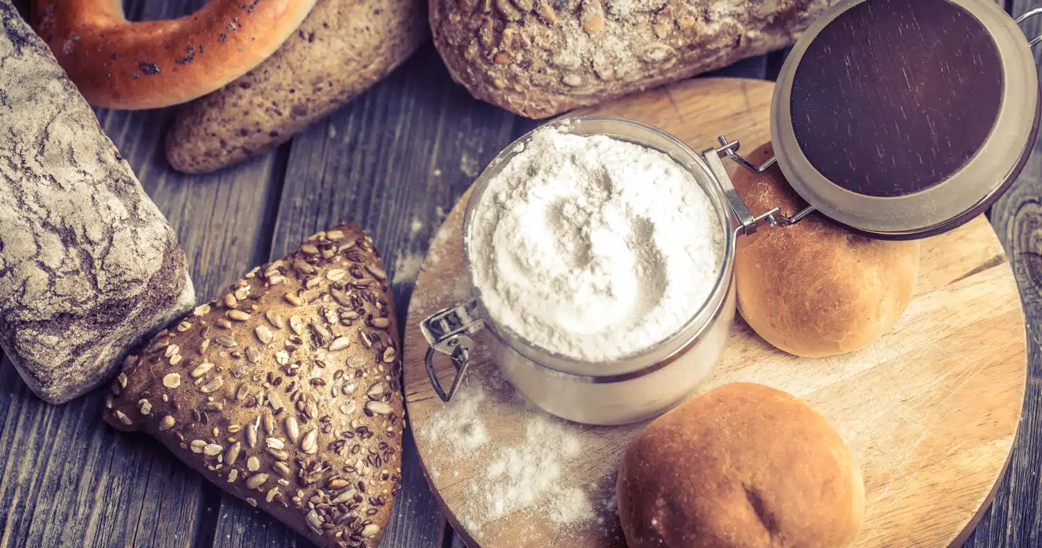 Lire la suite à propos de l’article Top 10 des farines sans gluten bio pour réussir pains et pâtisseries moelleux