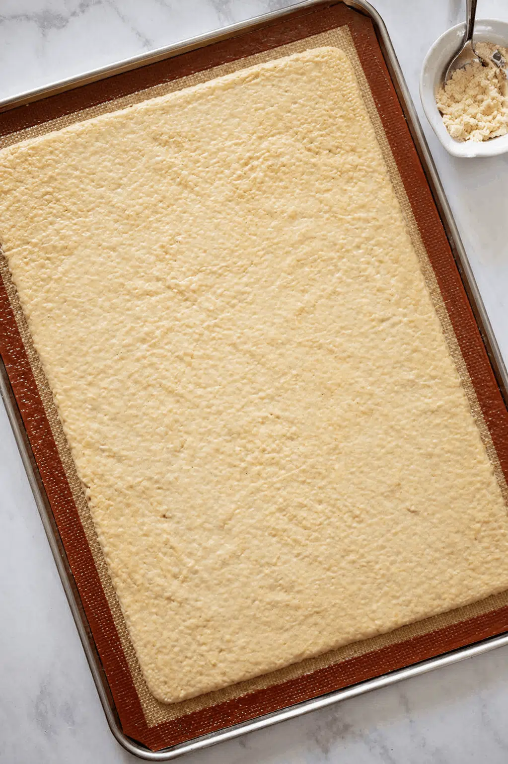 Lire la suite à propos de l’article La Dacquoise : Le Biscuit Sans Gluten qui Réveille Vos Papilles